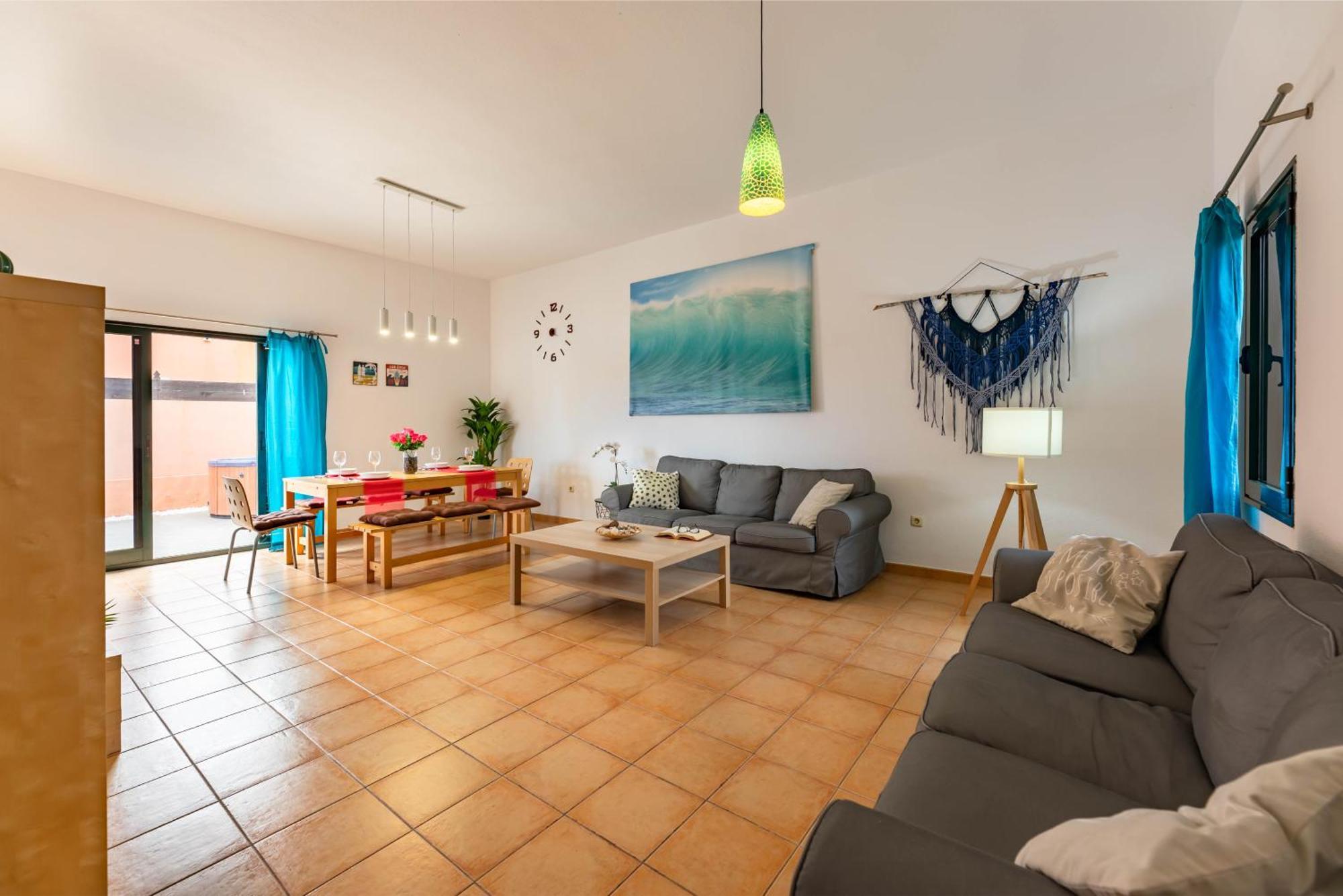 Sunrise Surf House, Big Garden, Hot Tub, Parking, Super-Fast Free Wi-Fi Villa Corralejo Bagian luar foto